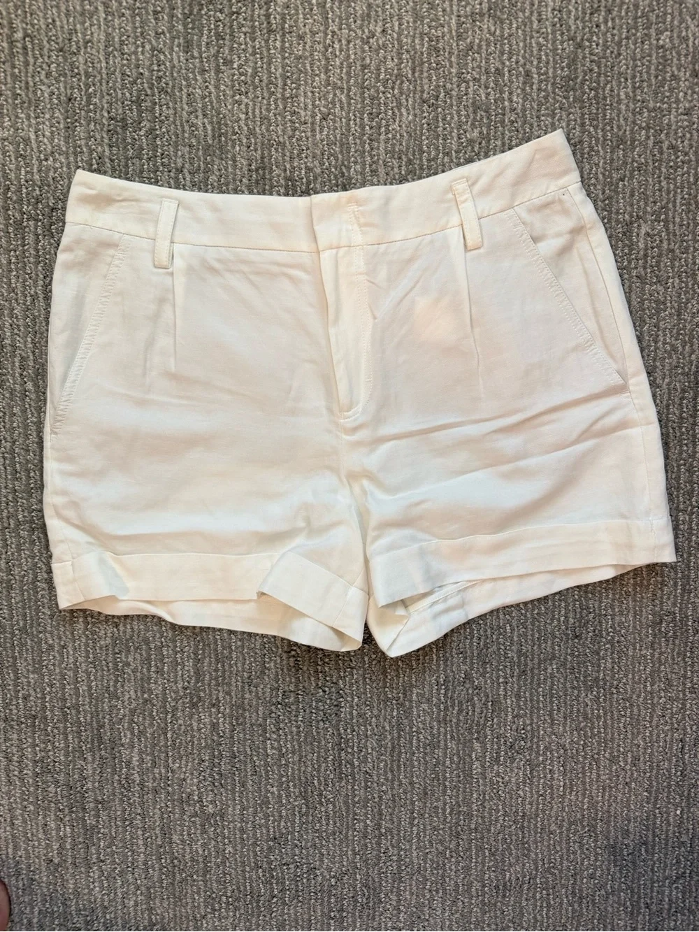 Vince Linen Lyocell Blend Tailored Shorts 12 Ivory White NWT